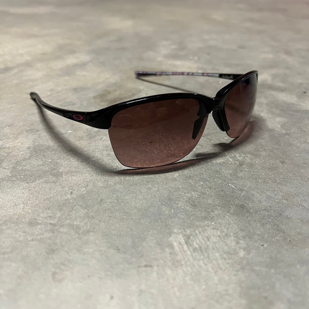 Oakley Unstoppable Breast Cancer Awareness Sunglasses Black Pink OO9191-08 65-09